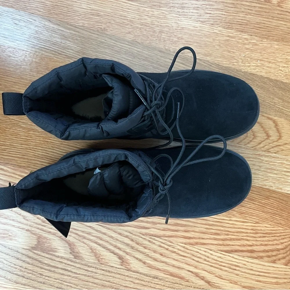 Ugg Classic Mini Lace-Up Weather Boot Size 8 NWT No Collar
